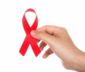 Dezembro Vermelho, a campanha nacional de prevenção à AIDS
